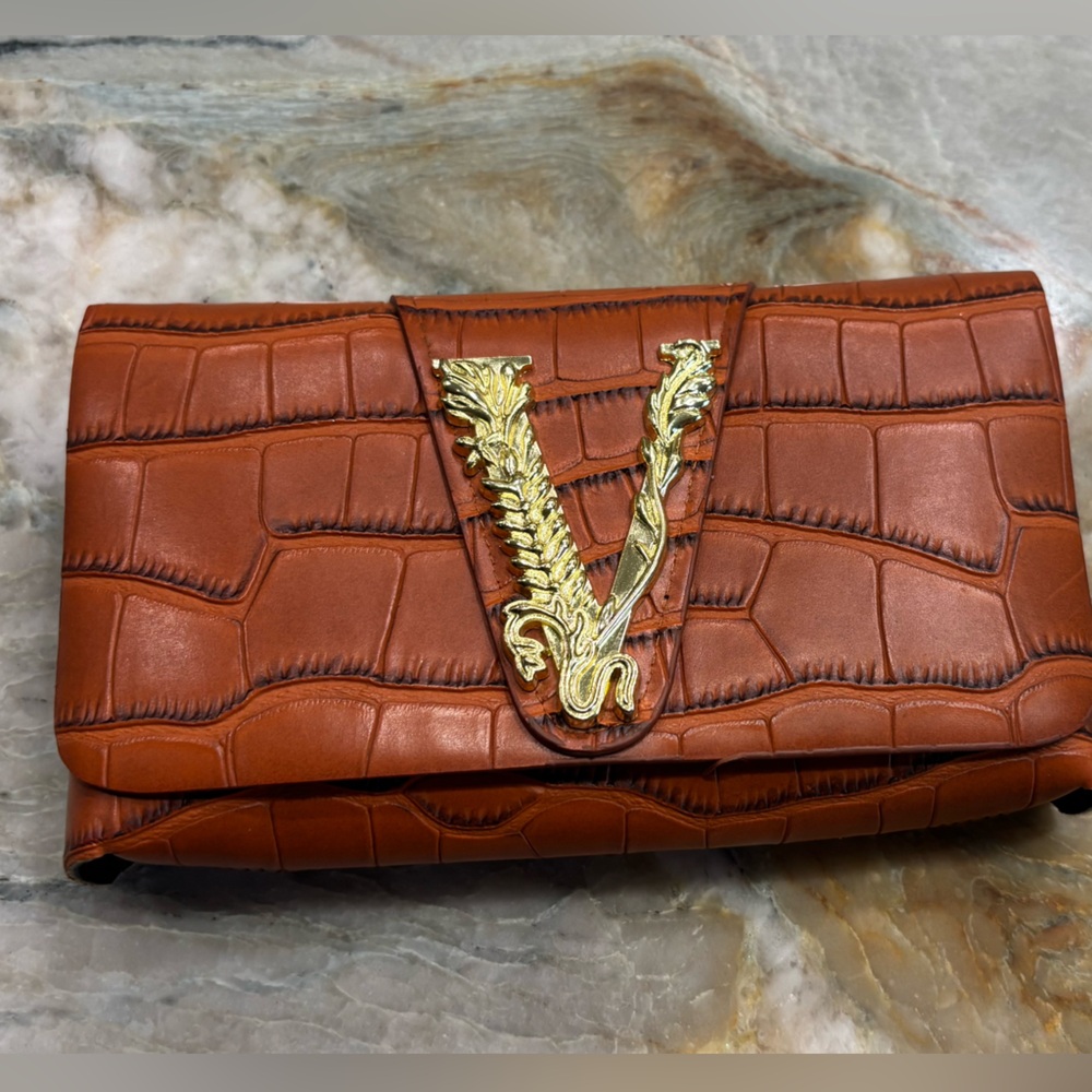 Brown Crocodile Embossed Clutch wallet - Picture 1 of 10